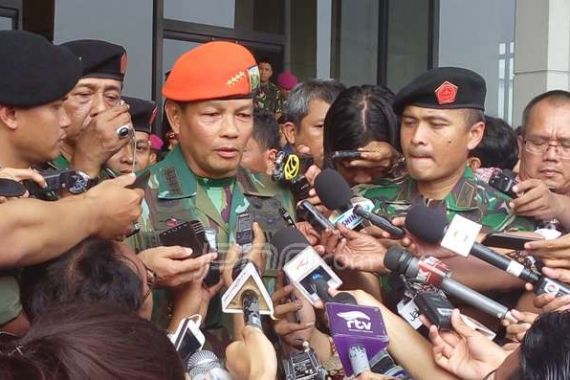 Firman, Pilot F-16 Terbaik Kedua, Didikan KSAU - JPNN.COM