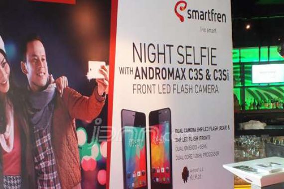 Serunya Selfie di Malam Hari dengan Andromax C3s dan C3si - JPNN.COM