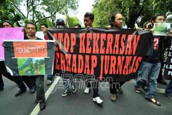 LPSK Dorong Pelaku Kekerasan Terhadap Jurnalis Dihukum Berat - JPNN.COM