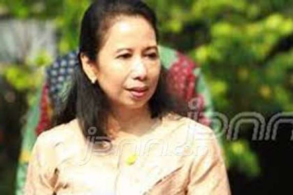 Disebut Kena Reshuffle, Menteri Rini: Dilihat dari Sudut Mana? - JPNN.COM