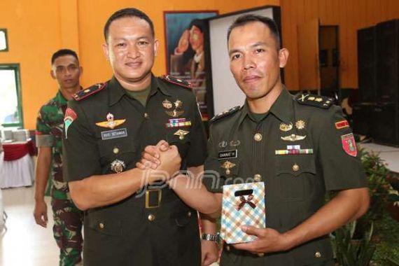 Mayor Rudy Gantikan Letkol Danni jadi Danyonif 614 Raja Pandhita - JPNN.COM