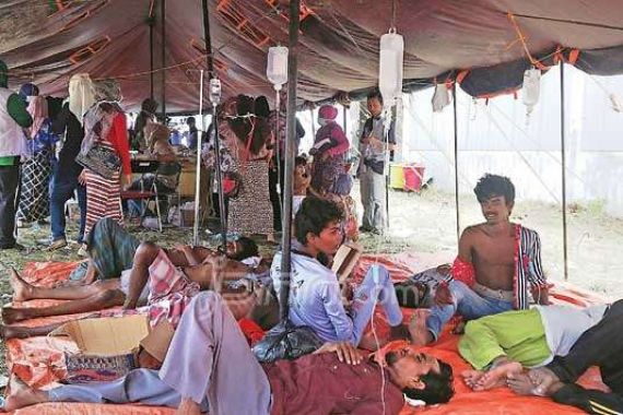 Begini Kondisi Imigran Rohingya setelah Dua Hari di Kamp Pengungsian - JPNN.COM