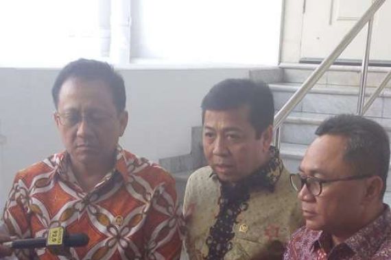 Bertemu Jokowi, DPR Curhat Legislasi yang Tertunda - JPNN.COM