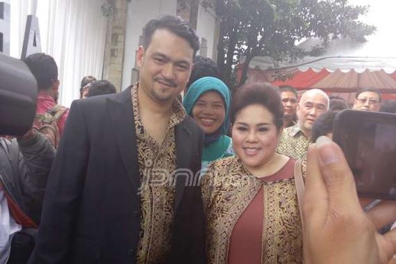 Nunung: Duh Mas Gibran Kok Imut Banget - JPNN.COM