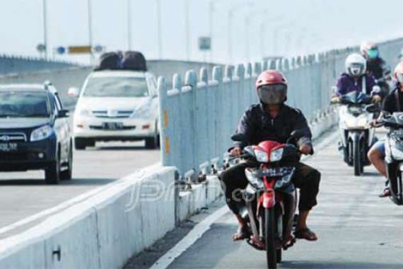 Tarif Tol Suramadu Untuk Roda Dua Dibebaskan, Ini Persiapan Jasa Marga - JPNN.COM