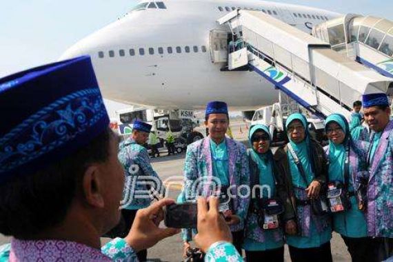 Modus Baru Pemberangkatan Calon Haji, WNI Gunakan Paspor Filipina - JPNN.COM