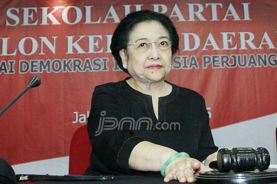 Korupsi Eksekutif Marak, Ini Pesan Megawati untuk Ratusan Calon Kada dari PDIP - JPNN.COM