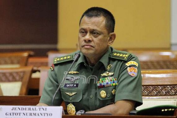 Jenderal Gatot Kepanasan Ladeni Politikus Senayan - JPNN.COM