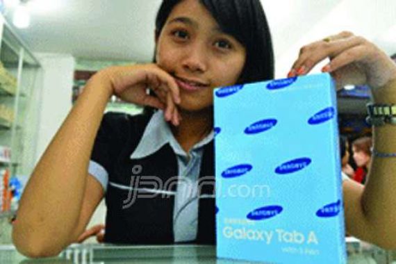 Galaxy Tab A Berukuran 9,7 Inci Ramaikan Pasar Tablet - JPNN.COM