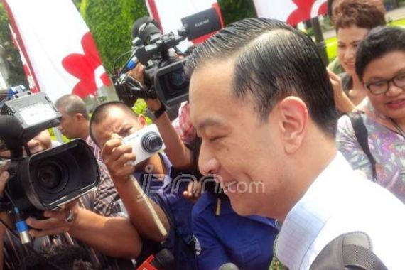 Inilah Pria Klimis Pengganti Rachmat Gobel - JPNN.COM