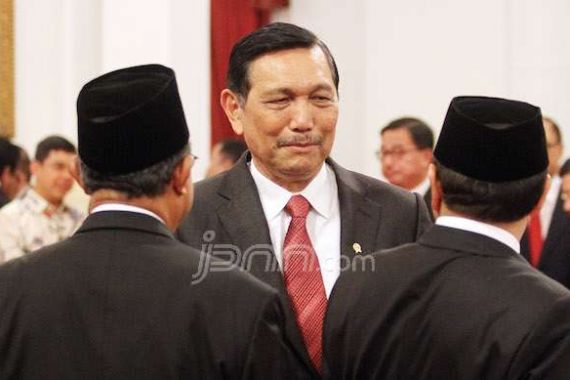 Luhut Gantikan Tedjo, Posisi Kepala Staf Kepresidenan Kosong - JPNN.COM