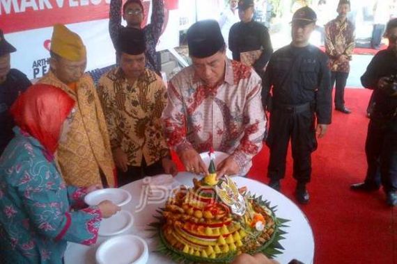 The Marvelous 70 Artha Graha, Tumpeng Tertinggi akan Masuk Rekor Dunia - JPNN.COM