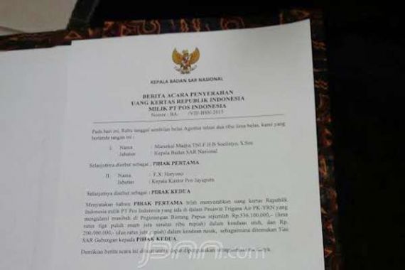 Basarnas Serahkan Uang PSKS ke PT Pos, Berapa ya? - JPNN.COM