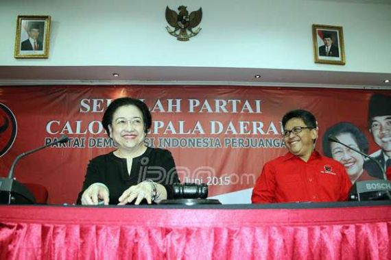 Pagi Ini, Megawati Lantik 'Pasukan Khusus' PDIP buat Pilkada 2015 - JPNN.COM