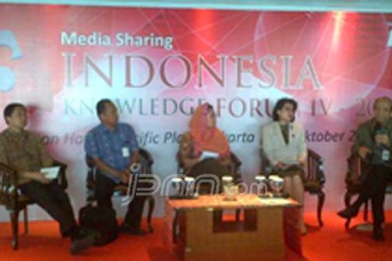 Indonesia Knowledge Forum IV Bertabur Tokoh - JPNN.COM