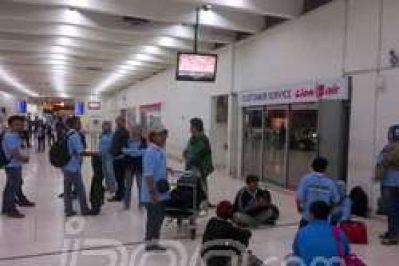 Lion Air Telantarkan 30 Seniman Asal Riau di Bandara Soetta - JPNN.COM