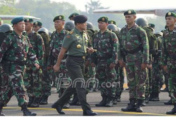 1.059 Personel TNI Bantu Atasi Kebakaran Hutan di Sumsel - JPNN.COM