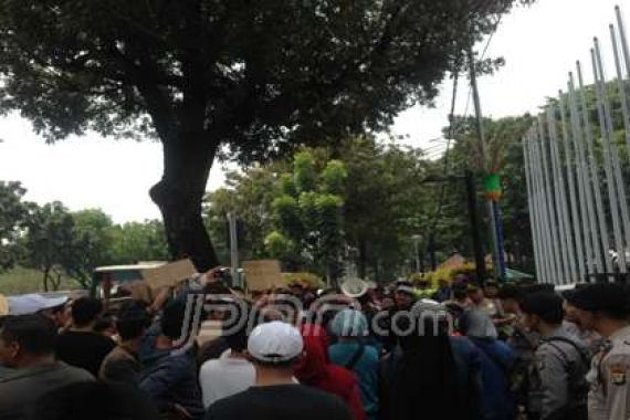 Pemprov DKI Pastikan tak Gusur Pedagang Karang Anyar - JPNN.COM