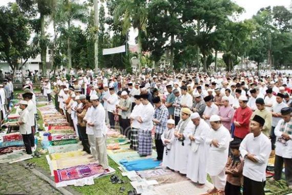 Hari Ini Masjid Istiqlal tak Gelar Salat Idul Adha, Ini Penjelasan Imam Besar - JPNN.COM