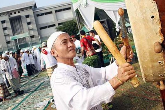 Tak Semua Warga Muhammadiyah Salat Id Hari Ini - JPNN.COM