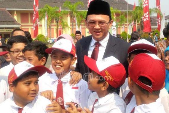 Ahok jadi Rebutan, Jokowi Mulai Dilupakan - JPNN.COM