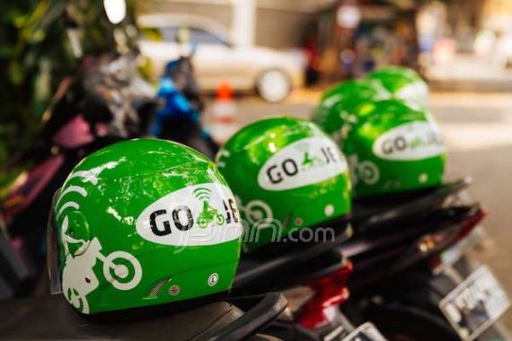 Pengemudi Go-Jek Mangkal di Trotoar akan Ditertibkan - JPNN.COM