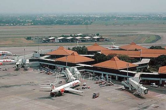 10 Bandara Peraih Penghargaan Toilet Terbersih di Indonesia - JPNN.COM