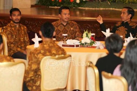Presiden Jokowi: Tugas Pemain Latihan, Hadiah Akan Dilipatgandakan - JPNN.COM