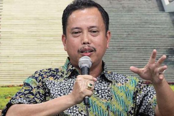 IPW Ungkap Data KPK Tebang Pilih Berantas Korupsi - JPNN.COM