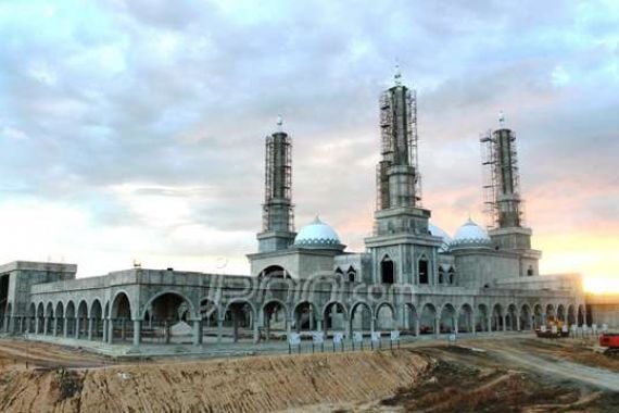 Islamic Center dan Kristiani Center Bakal jadi Bangunan Termegah Perbatasan - JPNN.COM