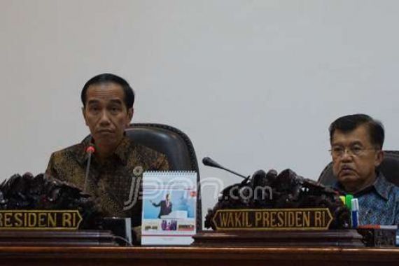 Terima Laporan Soal Asap, Jokowi: Alhamdulillah... - JPNN.COM