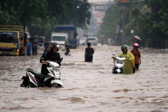 Antisipasi Banjir, BNPB Siapkan Dana Rp150 M - JPNN.COM