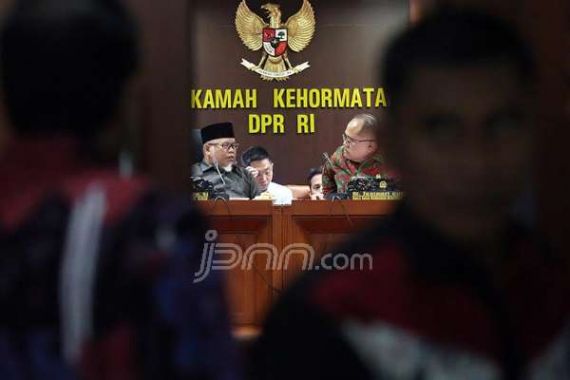 Rekaman Ketua DPR Lebih Puanjaaang Dibanding Isi Flashdisk, Sisanya Mana? - JPNN.COM