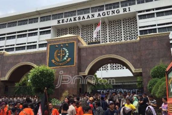 Lagi, Kejagung Garap Penjabat Bupati Lampung Timur - JPNN.COM