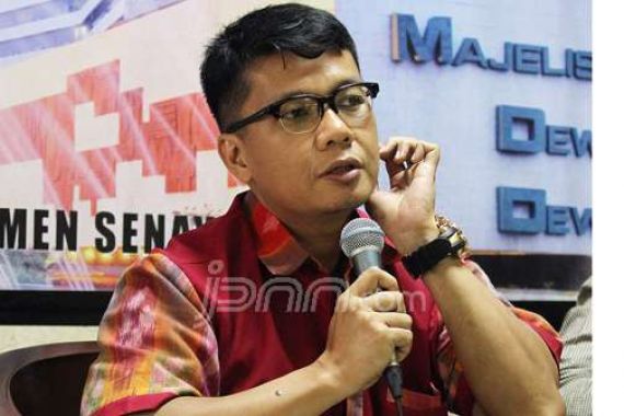 Perlu Kursi Tetap Perwakilan Gubernur Dalam Setiap Rapat Kabinet - JPNN.COM