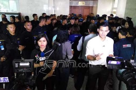 Apa yang Terjadi di Balik Pintu Ruang Sidang MKD? - JPNN.COM