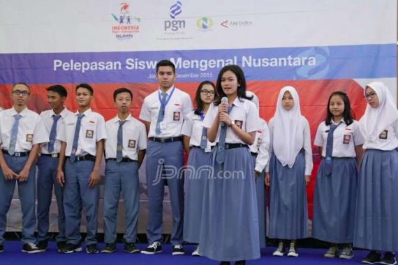 PGN Serah Terimakan Pelajar untuk Ikuti Program Siswa Mengenal Nusantara - JPNN.COM