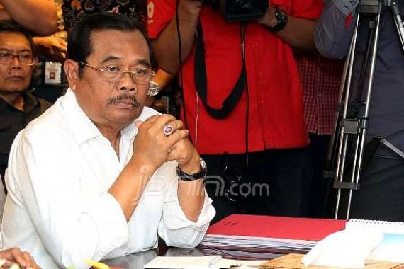 SK Jaksa Agung Patut Dipersolkan Secara Serius - JPNN.COM