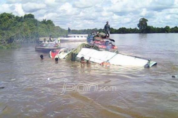 Ini Daftar Korban Tewas dan Hilang dalam Tragedi Longboat Terbalik - JPNN.COM