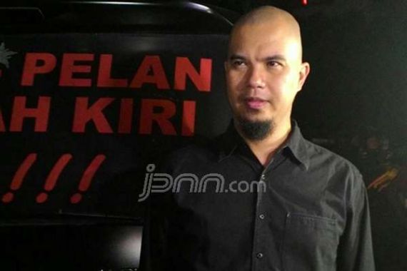 Apapun Status Nikita Mirzani, Ahmad Dhani Tetap Berteman - JPNN.COM