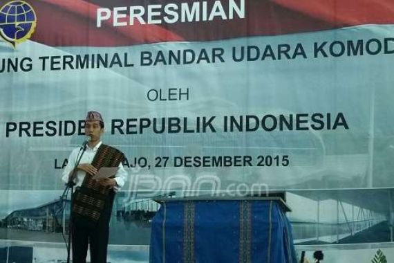 Jokowi Resmikan Bandara Komodo â€Ž - JPNN.COM