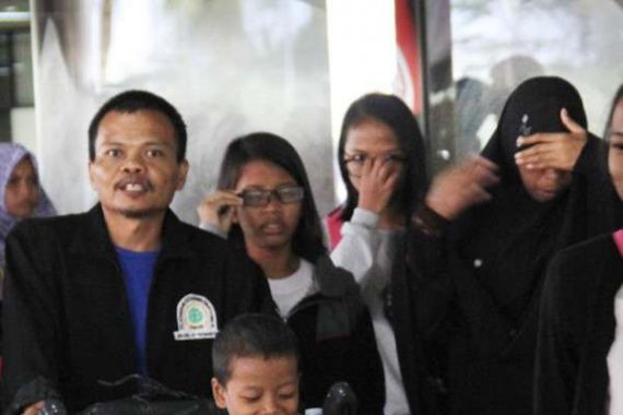 Puncak Arus Balik, Ribuan Penumpang Padati PDS - JPNN.COM