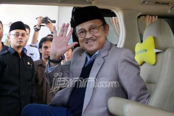 BJ Habibie Setuju Munas Golkar 2016 - JPNN.COM