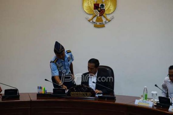Jokowi Ditinggal, JK Makan Siang Bareng Megawati, Hhmmm.... - JPNN.COM