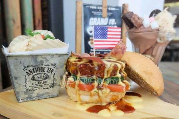 Ini Teman Pendamping American Burger - JPNN.COM