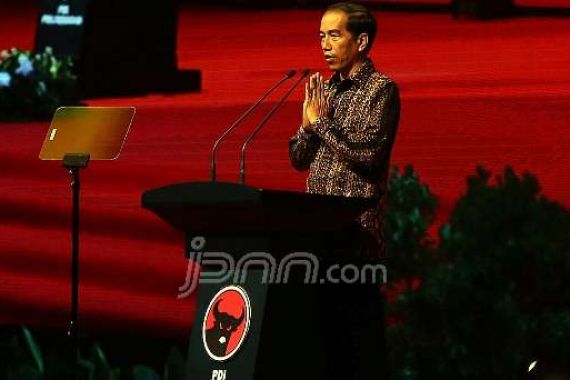 Rakernas PDIP: Jokowi Tegaskan Diri Sebagai Pemimpin yang Berani - JPNN.COM