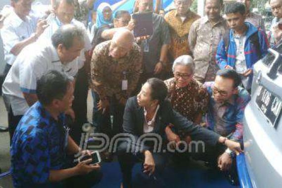 Hmmm...Bos Garuda Indonesia Berbisik ke Menteri Rini Soal Uang Rp 100 miliar - JPNN.COM