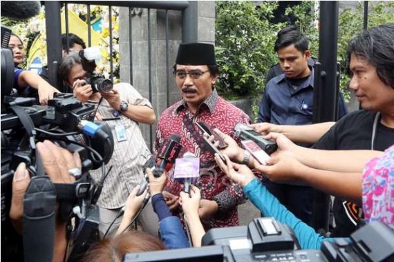 Begini Adhyaksa Dault Menggambarkan Kesedihan Menteri Susi - JPNN.COM