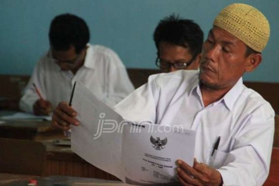 Anak Buah Prabowo Minta Jokowi Gunakan Hati Nurani - JPNN.COM