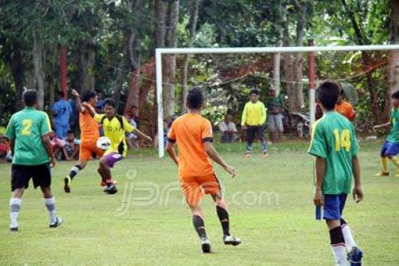 Puluhan Pemain ISL Ramaikan Kompetisi Tarkam di Tangerang - JPNN.COM